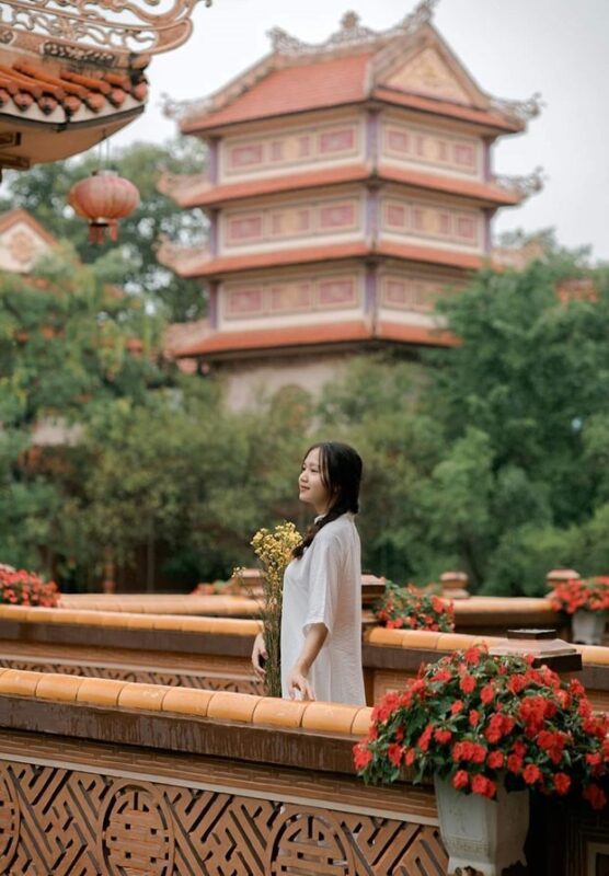 địa điểm chụp áo dài đà nẵng chùa nam sơn